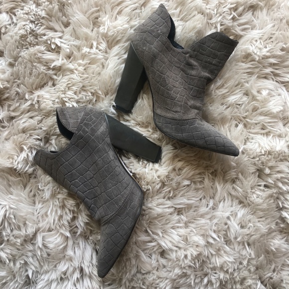 Topshop Shoes - Top shop grey booties